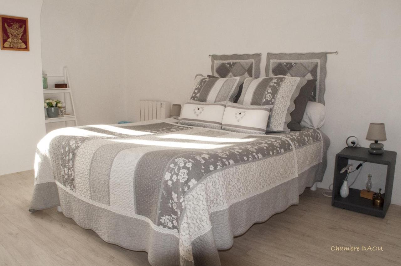 Bed and Breakfast Ty Daou Gwez Irodouer Экстерьер фото