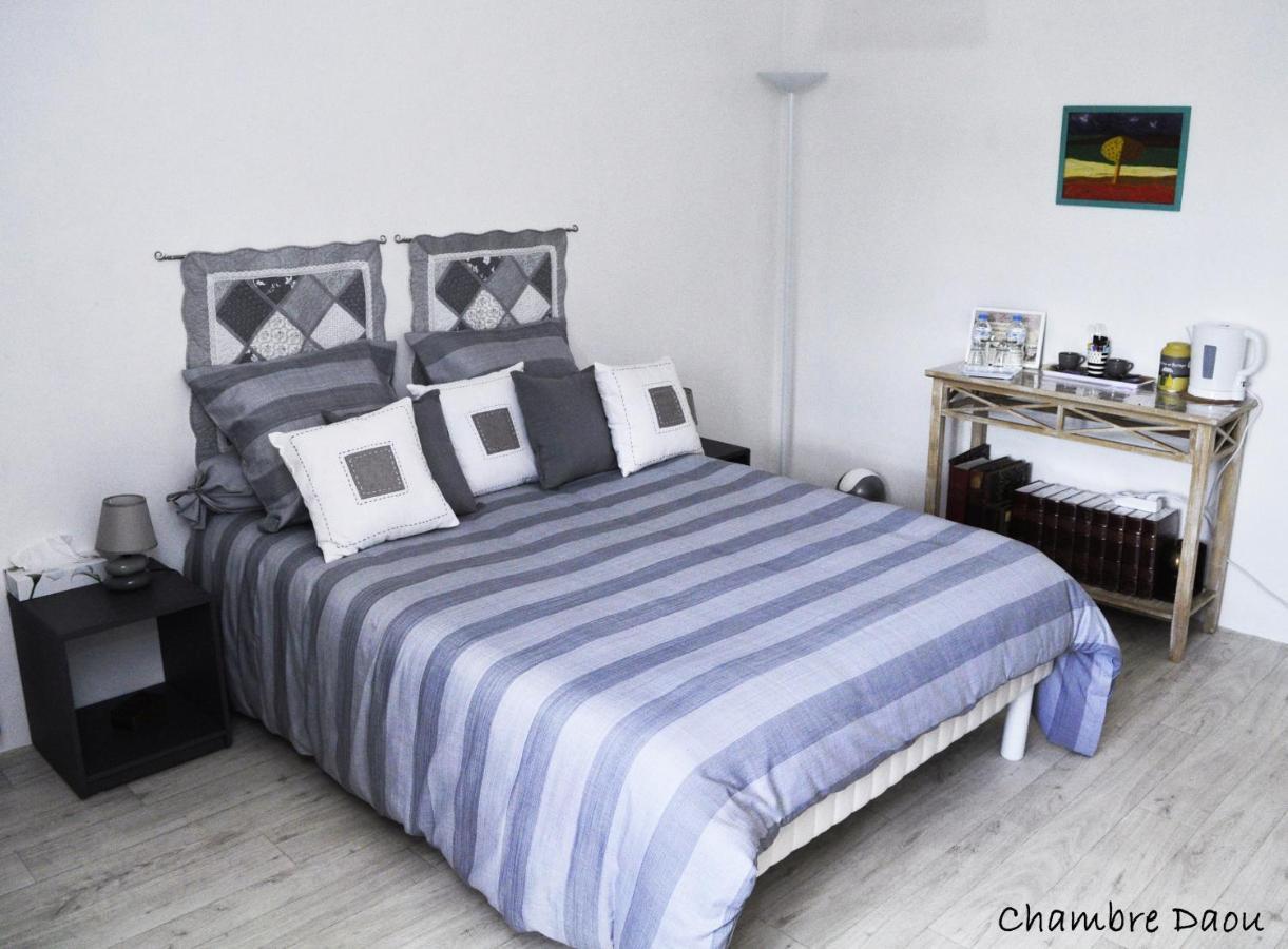 Bed and Breakfast Ty Daou Gwez Irodouer Экстерьер фото